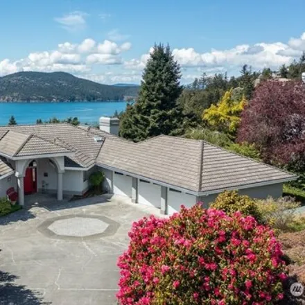 Buy this 3 bed house on 11646 Pointe Place in Alexander Beach, Anacortes
