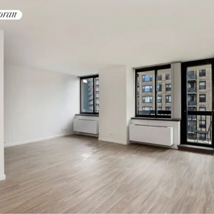 Image 2 - The Highpoint, 250 East 40th Street, New York, NY 10016, USA - Condo for rent