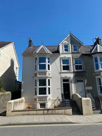 Buy this 5 bed townhouse on Bridge Street in Lampeter, SA48 7HG