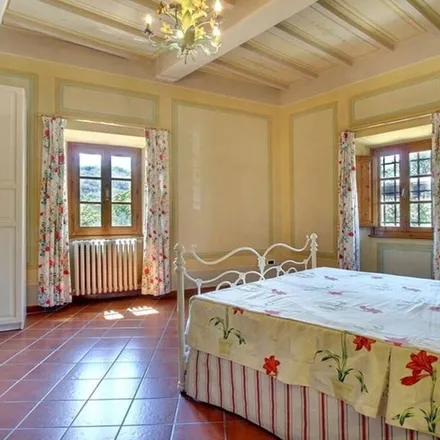 Rent this 4 bed house on 50063 Figline Valdarno FI