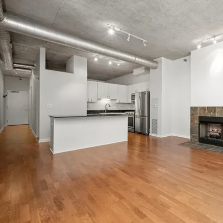 Image 6 - River Place on the Park, 700 North Larrabee Street, Chicago, IL 60661, USA - Loft for rent