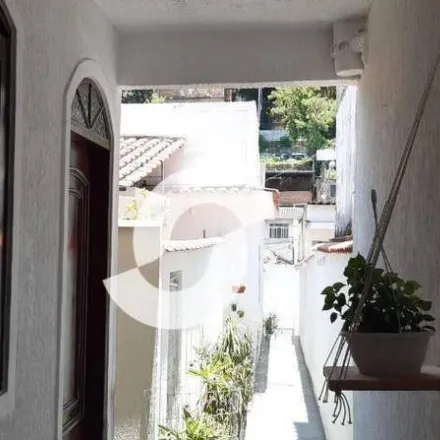 Buy this 2 bed house on Rua Professor Pimentel in Barro Vermelho II, São Gonçalo - RJ