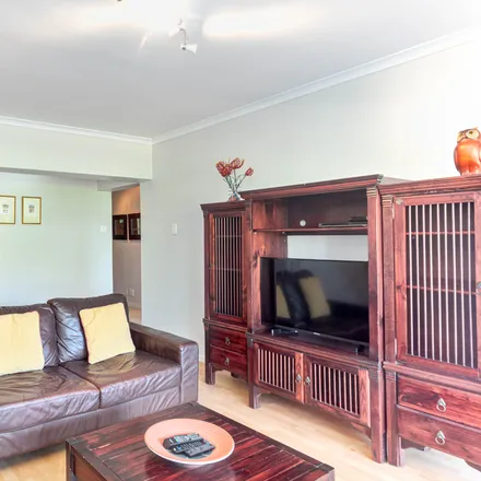 Image 3 - Westridge, 93 Beach Road, Mouille Point, Cape Town, 8005, South Africa - Apartment for rent