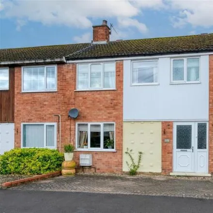 Buy this 3 bed duplex on unnamed road in Bromsgrove, B60 1AB