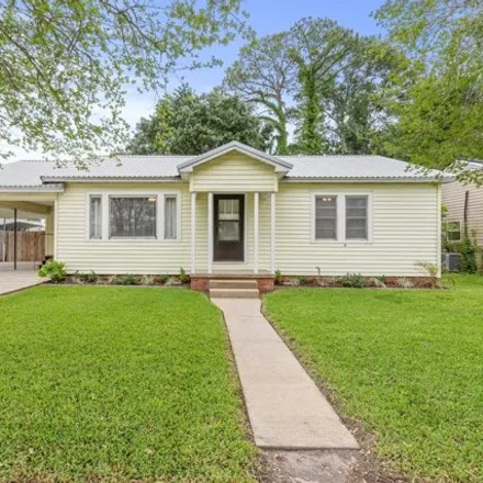 Buy this 3 bed house on 138 Norine Street in Lafayette, LA 70506