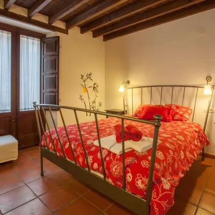 Image 7 - Calle Misericordia, 18001 Granada, Spain - Apartment for rent
