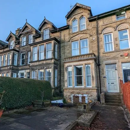 Rent this 1 bed apartment on King's Road in Harrogate, HG1 1BT