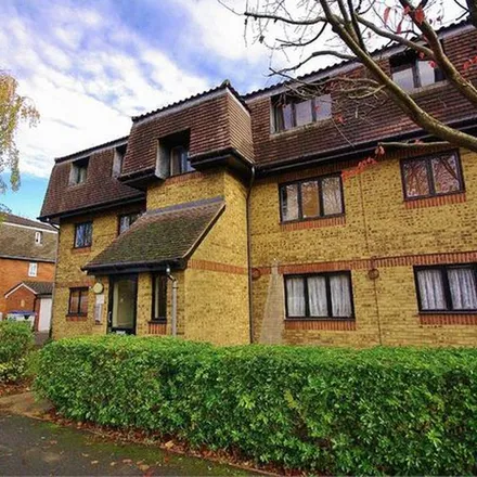 Rent this 1 bed apartment on Southwold Road in North Watford, WD24 7DR