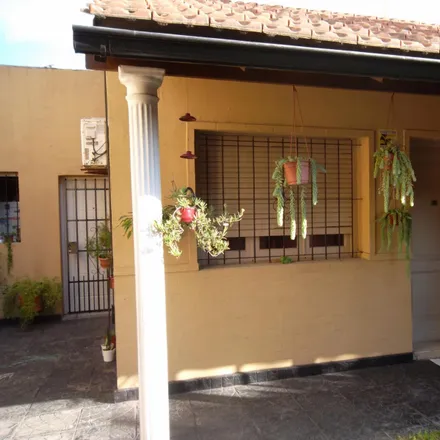 Buy this studio house on 148 - Mar del Plata 3381 in Villa General Antonio José de Sucre, 1653 Villa Ballester
