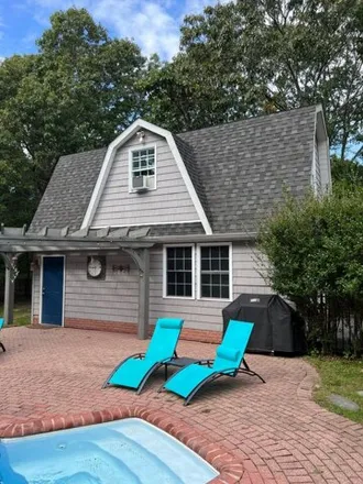 Rent this 1 bed house on 11 Prospect Boulevard in Northwest Harbor, East Hampton