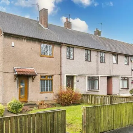 Buy this 2 bed house on 55 Tiel Path in Markinch, KY7 5AX