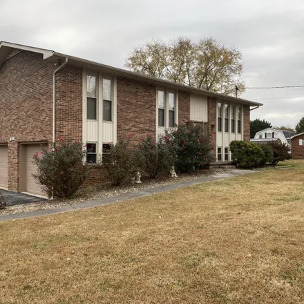 Buy this 3 bed house on 303 Tennessee Circle in Seymour, TN 37865