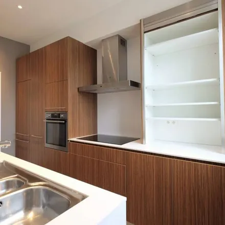 Rent this 2 bed apartment on Schurhoven 32 in 3800 Sint-Truiden, Belgium
