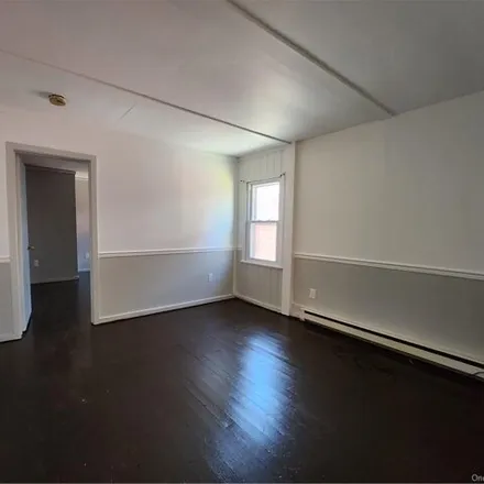 Rent this 1 bed house on 4 Market Street in Staatsburg, Hyde Park