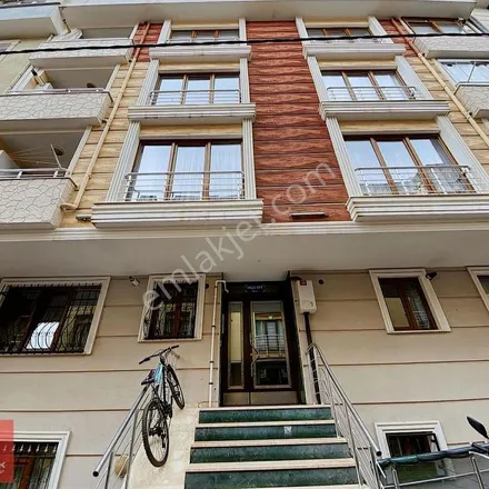 Rent this 2 bed apartment on Çiftlik Sokağı in 34782 Çekmeköy, Turkey
