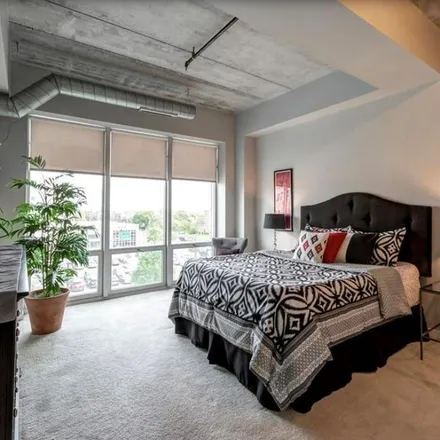 Rent this 2 bed apartment on Ellington Lofts in 3670 Woodward Avenue, Detroit