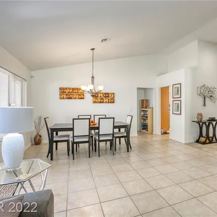 Image 8 - 2708 Glencliff Drive, Las Vegas, NV 89134, USA - Townhouse for sale