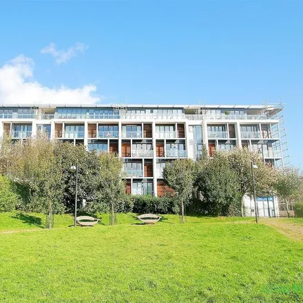Rent this 2 bed apartment on Evolution Cove in Durnford Street, Plymouth