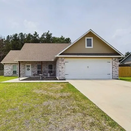 Buy this 3 bed house on 150 Dena Kay Dr in Lufkin, Texas