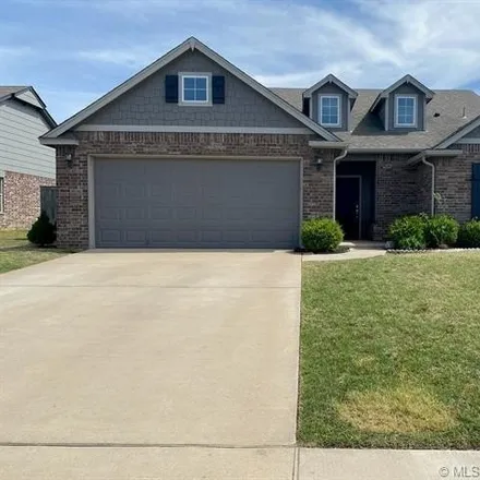 Buy this 4 bed house on South New Haven Avenue in Bixby, OK