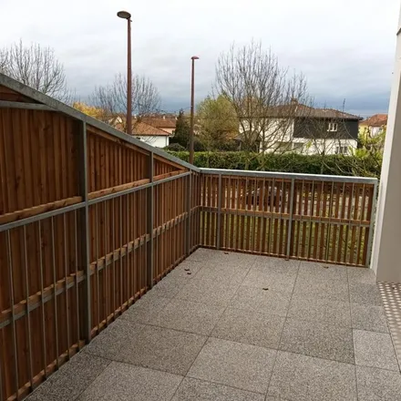 Rent this 3 bed apartment on 57 Rue du Rivage in 67540 Ostwald, France