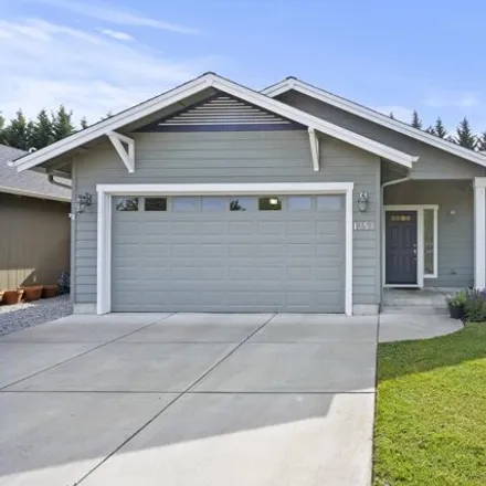 Buy this 3 bed house on 1375 Kyle Street in Medford, OR 97501