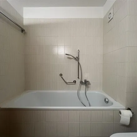Image 5 - Via al Perato, 6932 Lugano, Switzerland - Apartment for rent