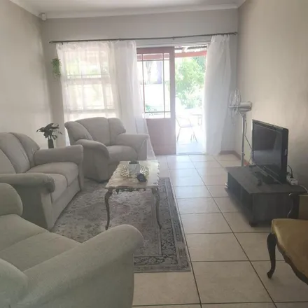 Image 7 - Market Street, Drakenstein Ward 4, Paarl, 7646, South Africa - Apartment for rent