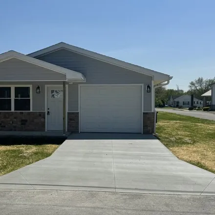 Buy this 3 bed house on 607 East Bard Street in Crothersville, Jackson County