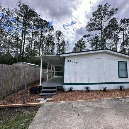 Buy this studio apartment on 24346 Maxwell Street in Lake County, FL 32102