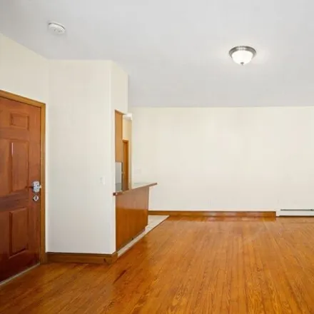 Image 5 - 36 Hodges Avenue, Taunton, MA 02780, USA - Apartment for rent