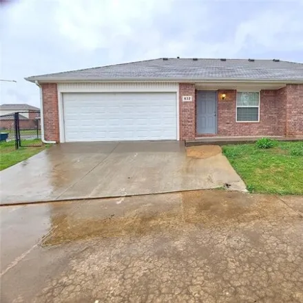 Rent this 3 bed house on 680 Southeast 60th Place in Oklahoma City, OK 73149