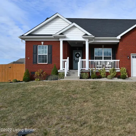Buy this 3 bed house on 425 Lincoln Drive in Mount Washington, KY 40047