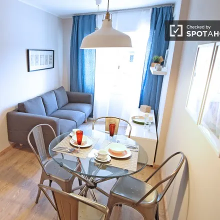 Rent this 3 bed apartment on Passeig de Fabra i Puig in 128, 08016 Barcelona