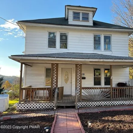 Buy this 4 bed house on 250 Cliff Street in East Honesdale, Honesdale