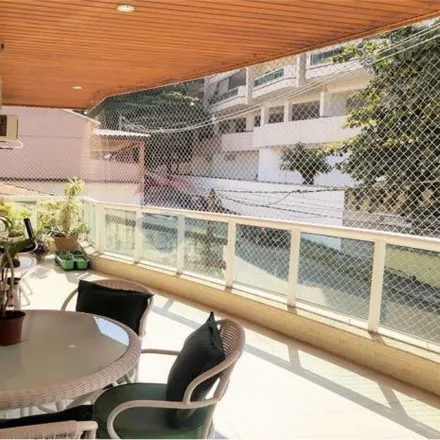 Buy this 3 bed apartment on Rua Bocaiúva 32 in Jardim Guanabara, Rio de Janeiro - RJ