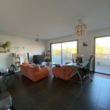 Rent this 3 bed apartment on 240 Rue des Noyerons in 07500 Guilherand-Granges, France