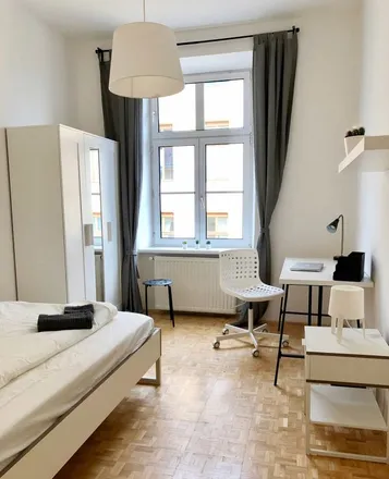 Rent this 1 bed room on Obere Viaduktgasse 4 in 1030 Vienna, Austria