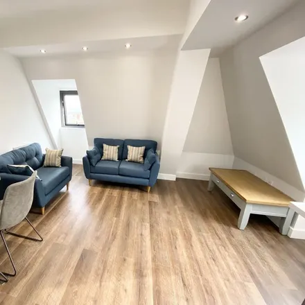 Image 5 - 29 Hanover Square, Leeds, LS3 1AW, United Kingdom - Apartment for rent