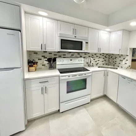 Rent this 1 bed condo on Pompano Beach