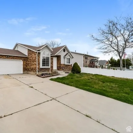 Image 2 - 4907 South 3900 West, West Haven, Weber County, UT 84067, USA - House for sale