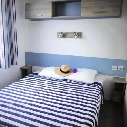 Rent this 2 bed house on Saint-Gilles-Croix-de-Vie in Quai de la République, 85800 Saint-Gilles-Croix-de-Vie