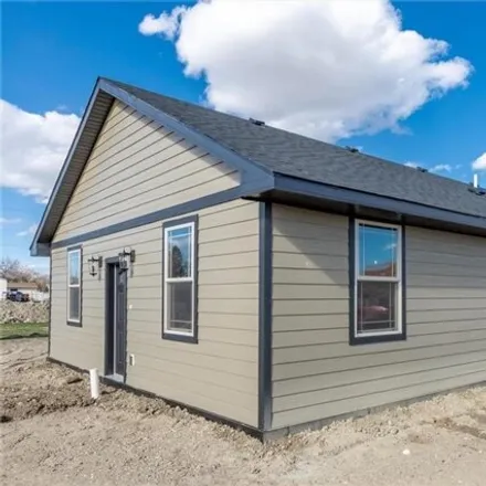 Buy this 4 bed house on 315 South 8th Avenue in Laurel, MT 59044
