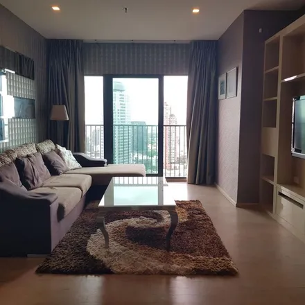 Rent this 3 bed apartment on Bangkok City Hall in Siriphong Road, Phra Nakhon District