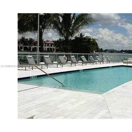 Image 4 - 6650 Indian Creek Drive, Atlantic Heights, Miami Beach, FL 33141, USA - Condo for rent