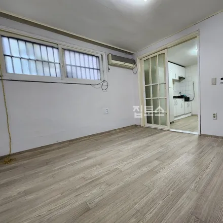 Rent this studio apartment on 서울특별시 강남구 역삼동 789-24