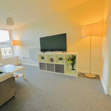 Rent this 1 bed apartment on London in E14 6LT, United Kingdom