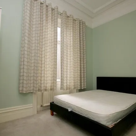 Image 7 - St Pauls Avenue, Willesden Green, London, NW2 5TG, United Kingdom - Apartment for rent