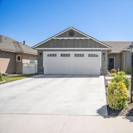 Buy this 3 bed house on 423 West Briar Hill Street in Nampa, ID 83686