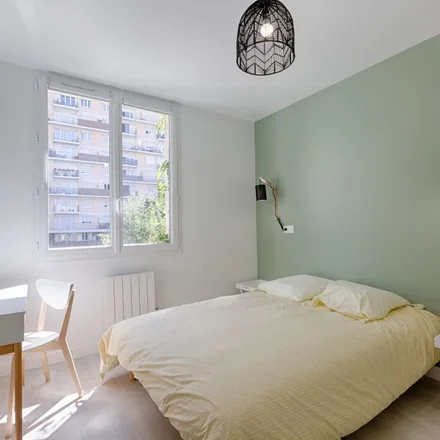 Rent this 1 bed apartment on 10 Impasse de la Chapelle in 75018 Paris, France